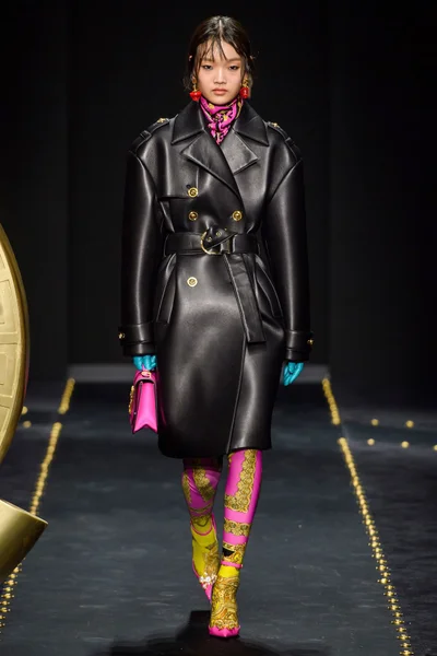 Look 39